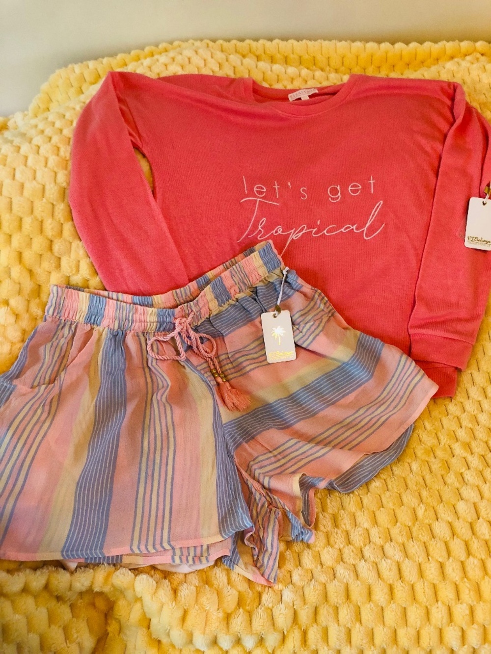 Just in NWT PJ Salvage Let’s Get Tropical Long Sleeve Top & Shorts Set